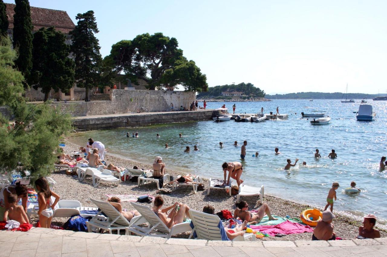 Apartments By The Sea Hvar - 14197 Hvar Town Exterior photo