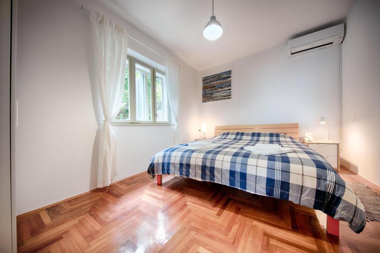 Apartments By The Sea Hvar - 14197 Hvar Town Exterior photo